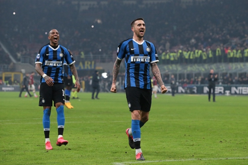 斯基拉：曼奇尼将与萨德签约一份2+2的合同，年薪500万欧（斯基拉：曼奇尼将加盟萨德，签2+2合同，年薪500万欧元）