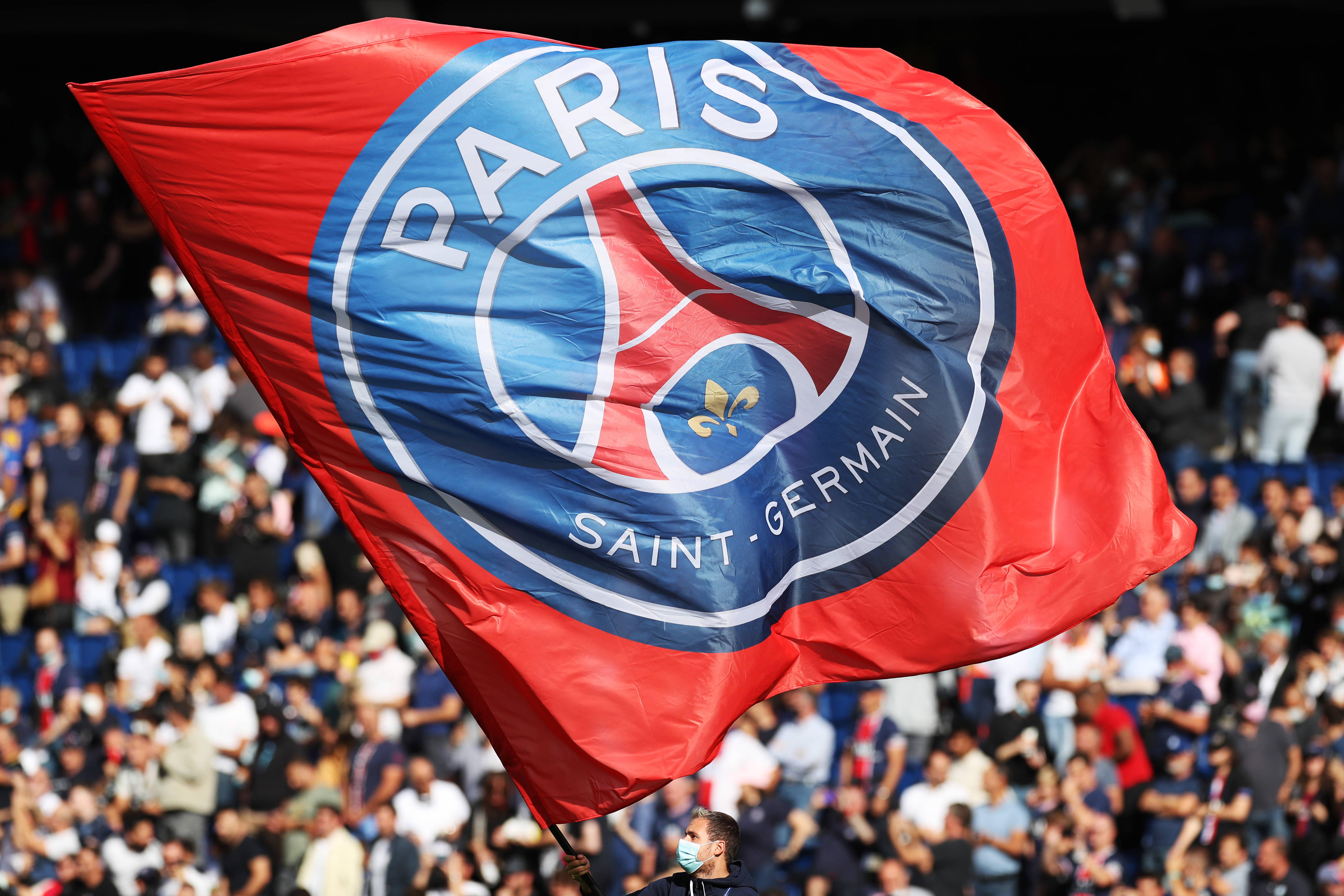 乌迪内斯2-0帕尔马，扎尼奥洛破门，凯南-戴维斯锦上添花（乌迪内斯2-0击退帕尔马：扎尼奥洛先拔头筹，凯南-戴维斯锁定胜局）