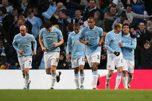 巴西上一次落位世界杯C组是2002年，近两届冠军都出自C组（巴西上次被分入世界杯C组还是2002年，最近两届冠军均出自C组）