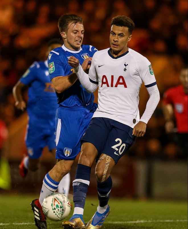 图片报：法比奥-席尔瓦渴望参加世界杯，正推动冬窗离开多特（图片报：为争世界杯席位，法比奥-席尔瓦正推动冬窗离开多特蒙德）