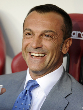 斯基拉：小马尔蒂尼可能先租后买离开亚特兰大，都灵已问价（斯基拉：都灵已询价小马尔蒂尼，亚特兰大或接受先租后买离队方案）