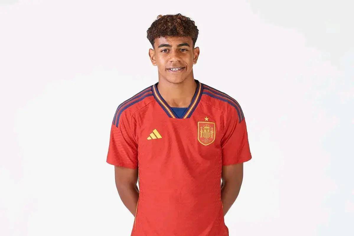 弗兰克：克罗地亚队成功的原因是团结；我曾看着魔笛比赛长大（弗兰克：克罗地亚靠团结取胜，我是看着魔笛踢球长大的）